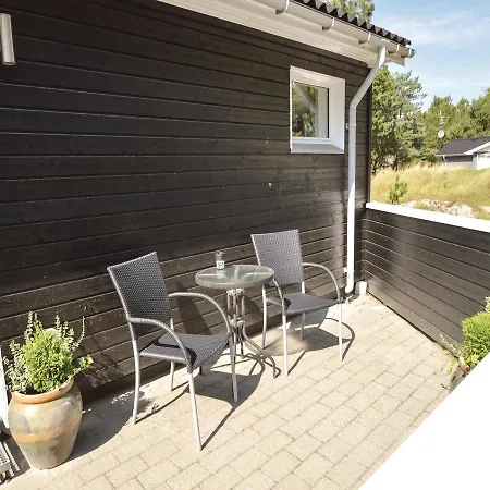Feriehus Two-bedroom Holiday In Vejers Strand