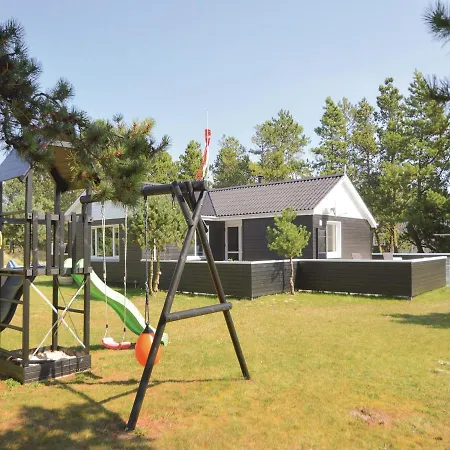 Feriehus Two-bedroom Holiday In Vejers Strand